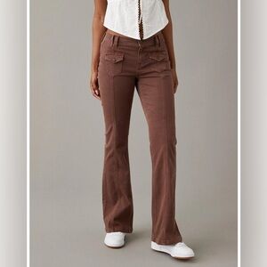 American Eagle Low-Rise Relaxed Flare Pant